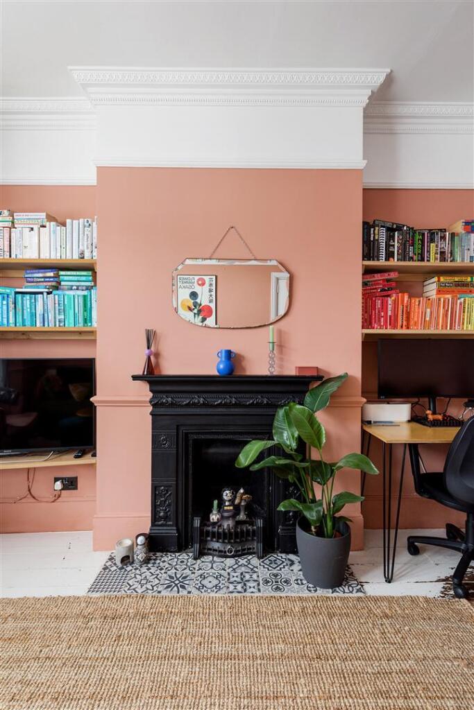 Ravenswood Road, E17