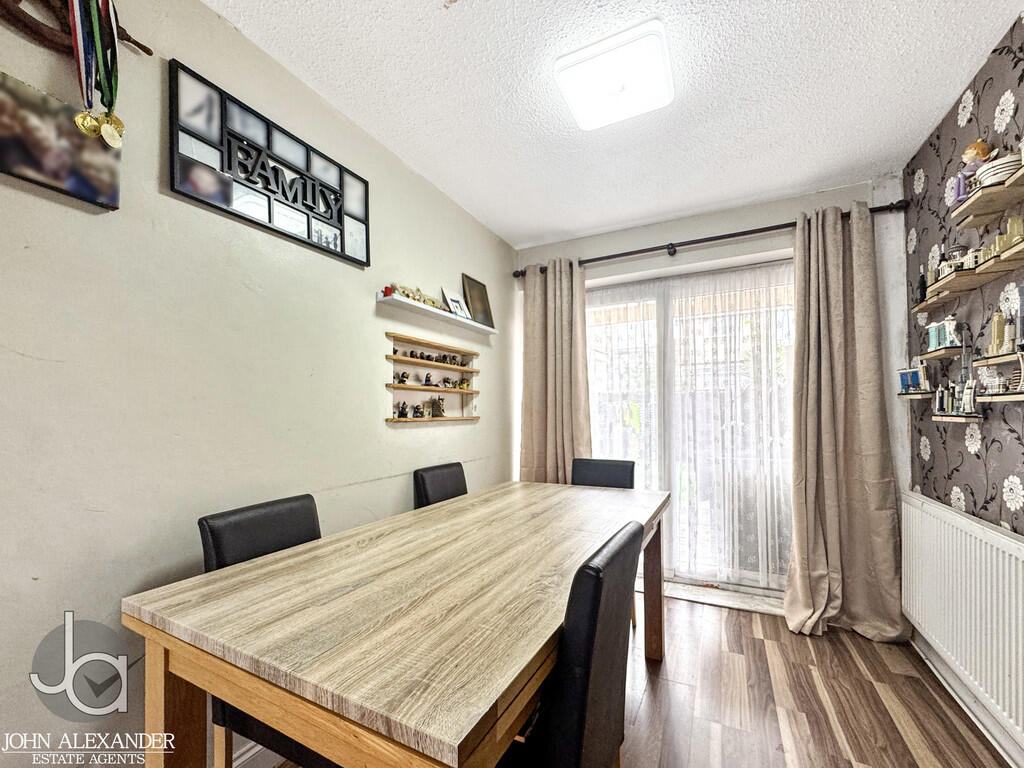 20251017_09060137...