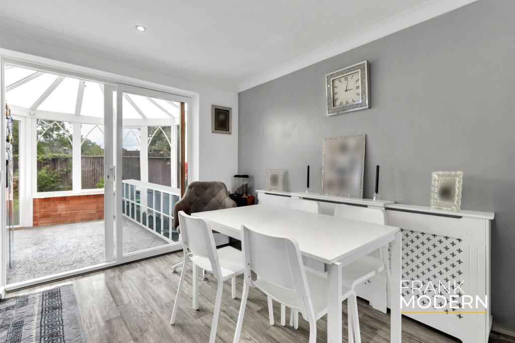 Kitchen / Diner