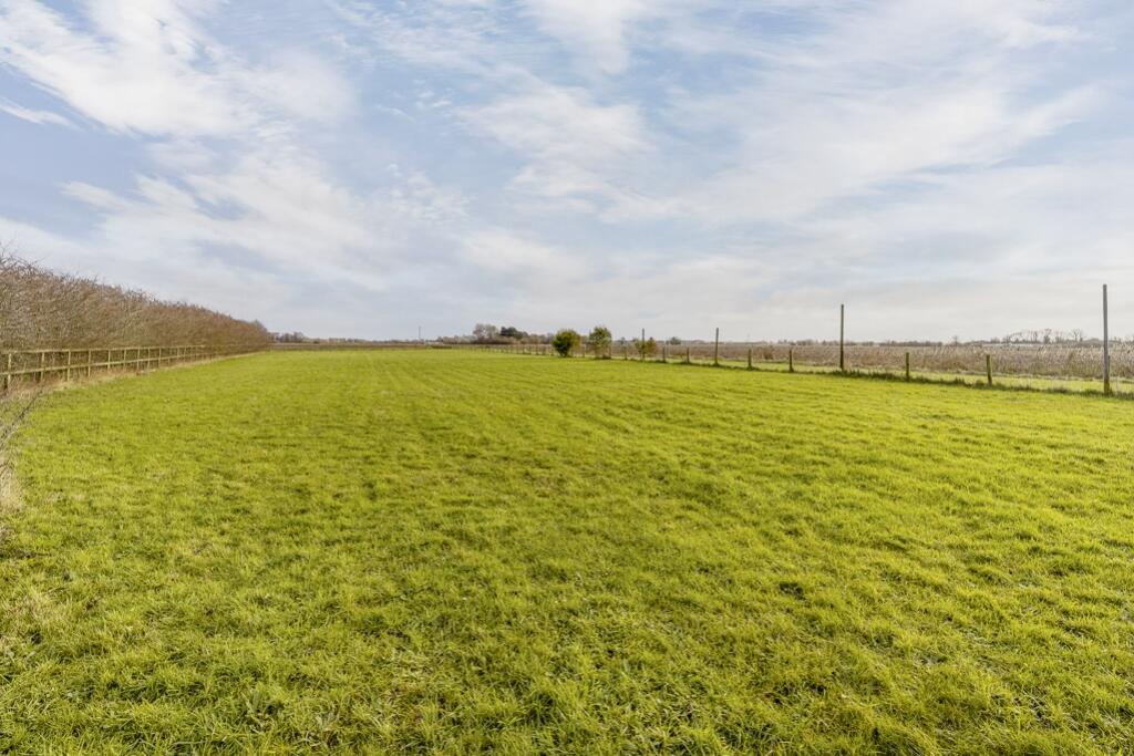 1 Paddock Lane (Holbeach)-15