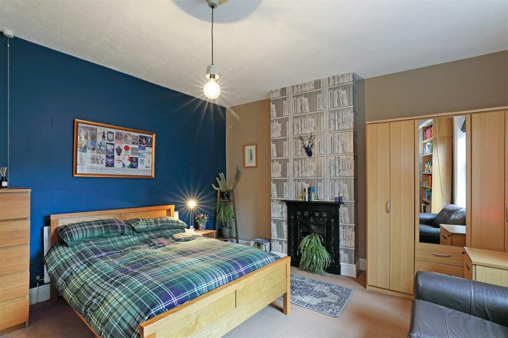 34 St Albun&#39; Aue._23. Photoneg.co.uk.jpg