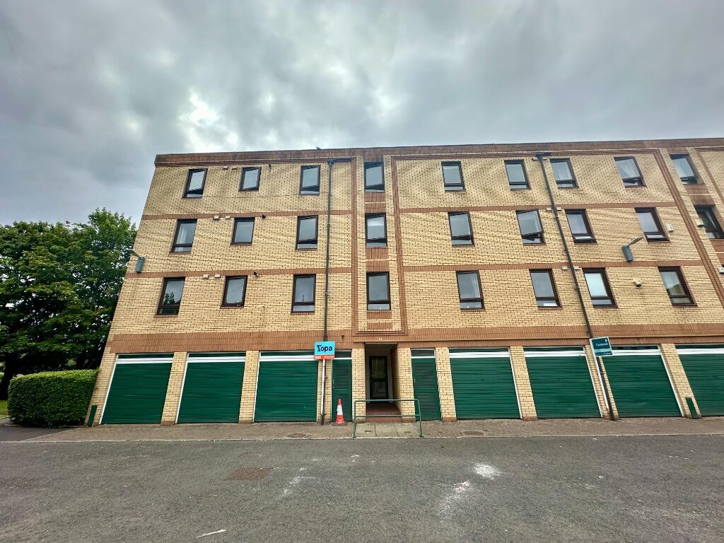 Middlesex Gardens, Glasgow, G41