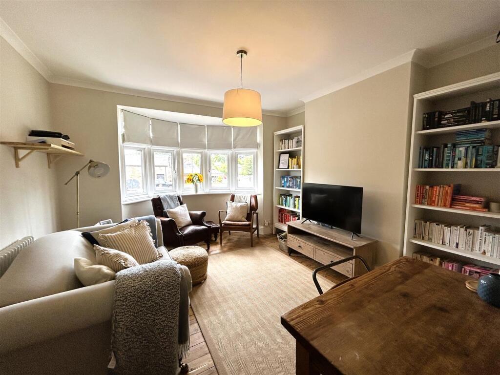 family room.JPG