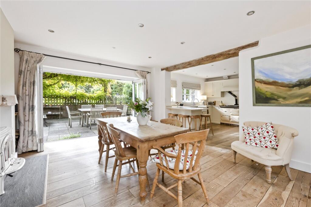 Kitchen/Breakfast