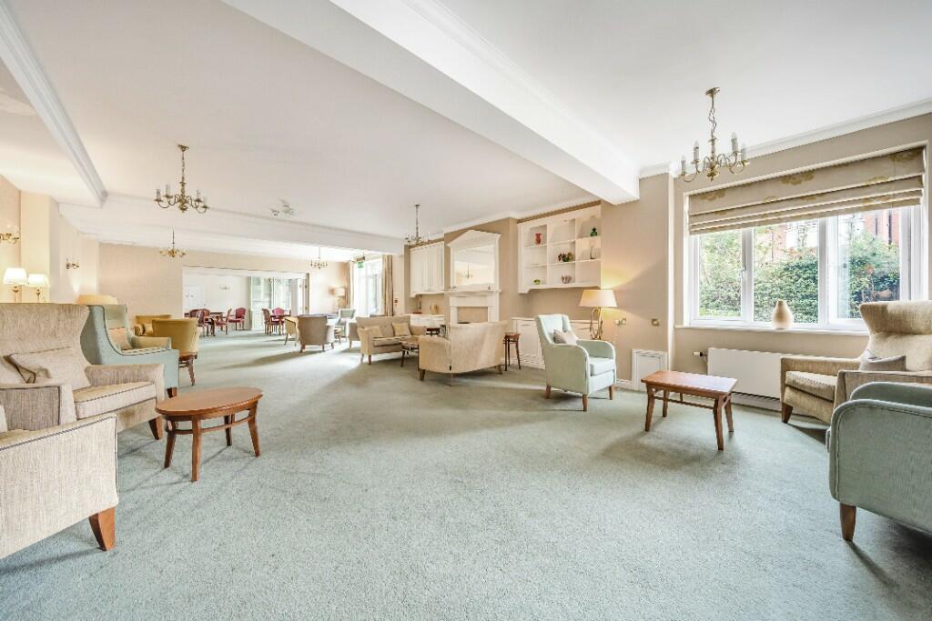 Owners' Lounge