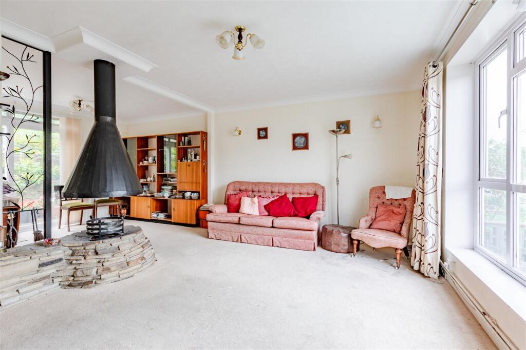 Living/Dining Room