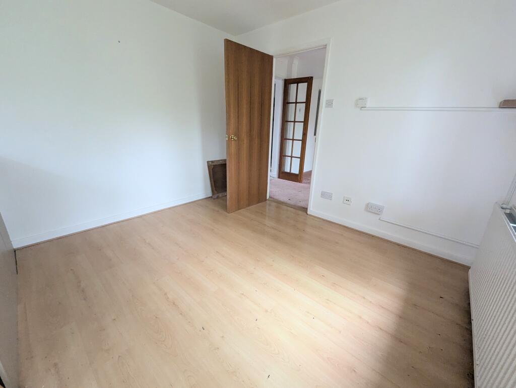 1000033169 T202510061132.jpg