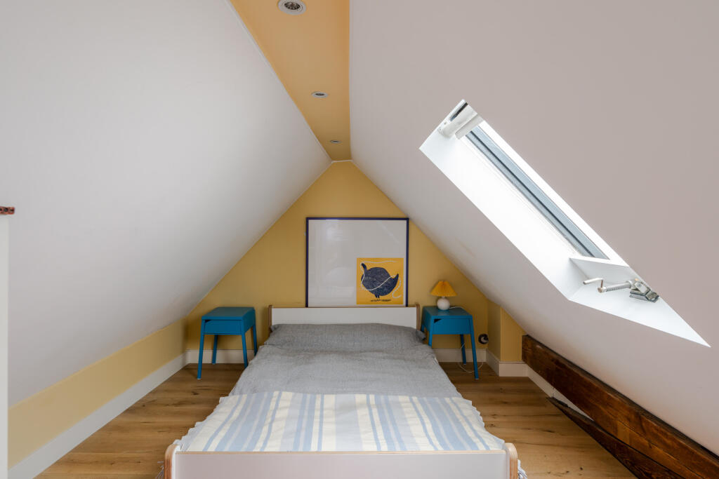 246876 - 7, 8 Fleur De Lis Street-41.jpg