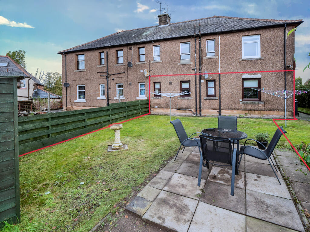 7 Eastfield Road, rear garden.JPG
