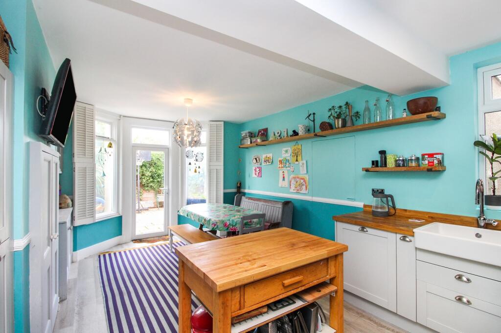 Kitchen/Breakfast Room