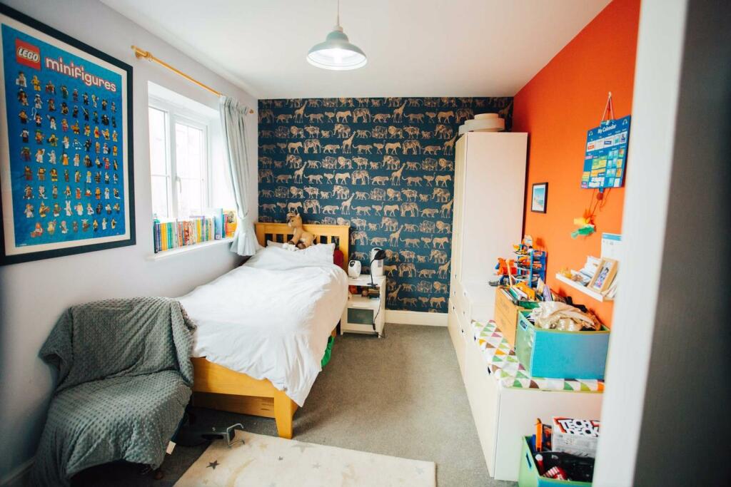 BEDROOM 3