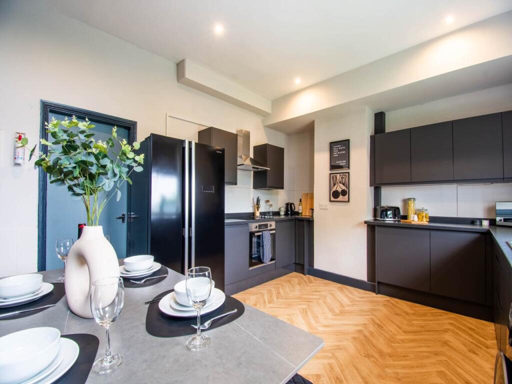 113 Cemetery RD K  (