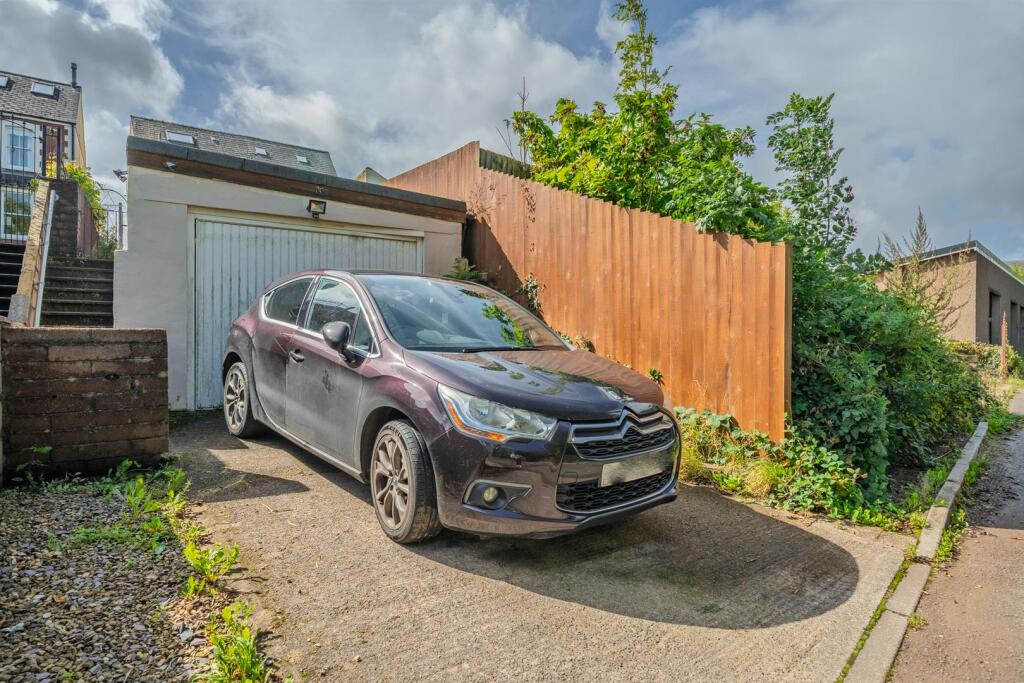 16 Ventnor Road-5.jpg