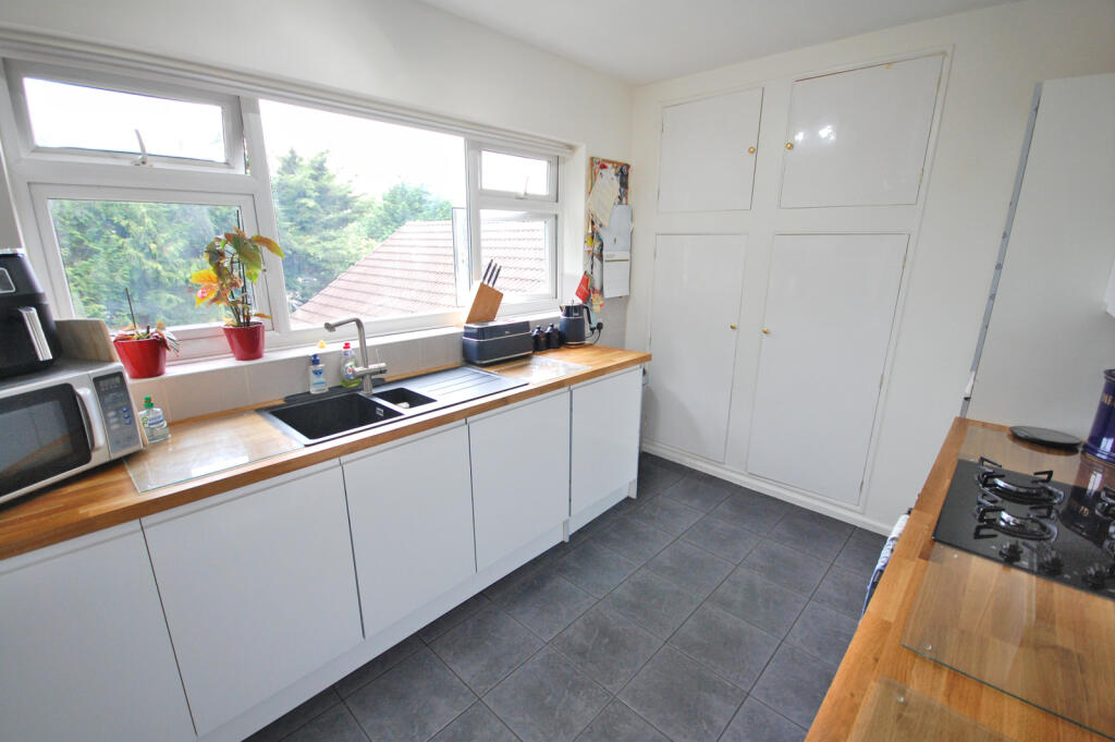 3 BEDROOM APARTMENT | FOR SALE