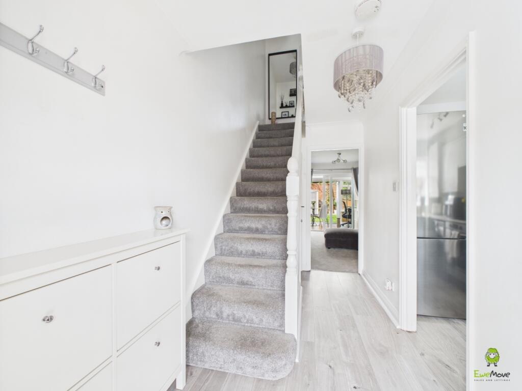 Presented by Nicoleta at EweMove Bexleyheath and D