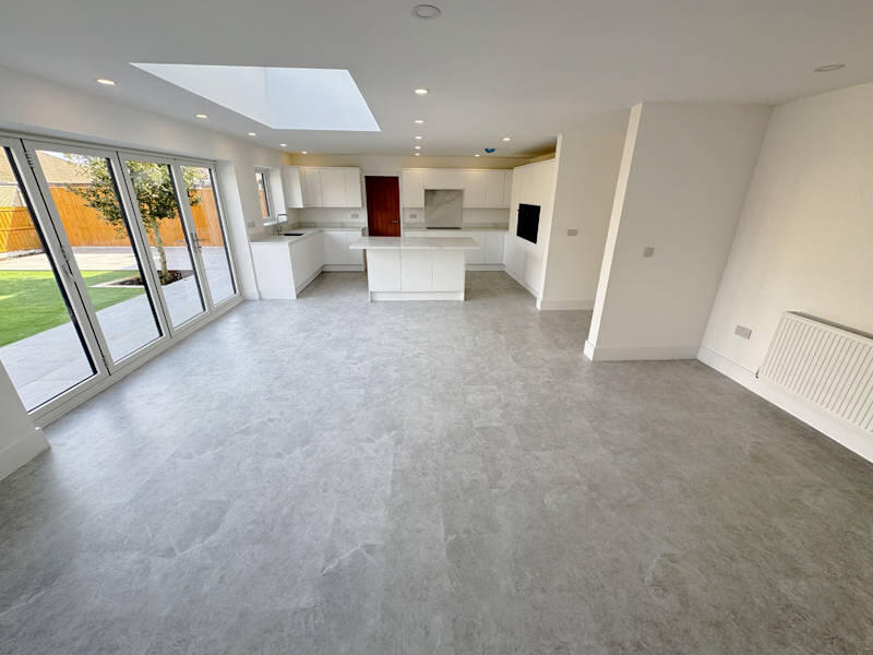 Family Dining Kitchen