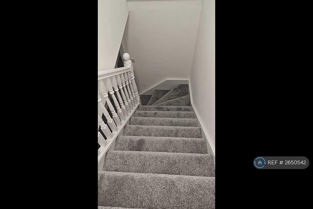 Second Floor Landing (1)