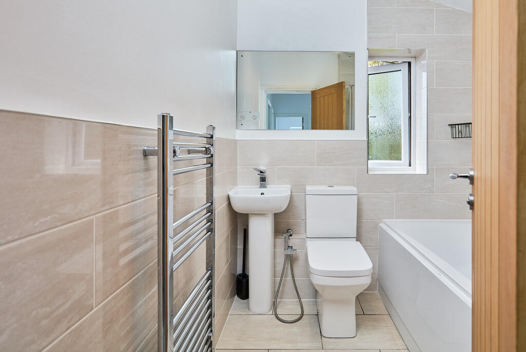 Edward Knight 202...