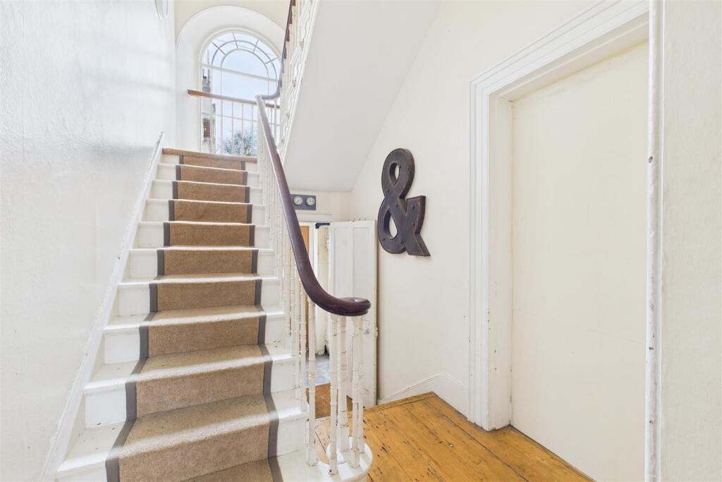 33 Pembroke Road, Clifton, Bristol BS8 3BE | Freeh