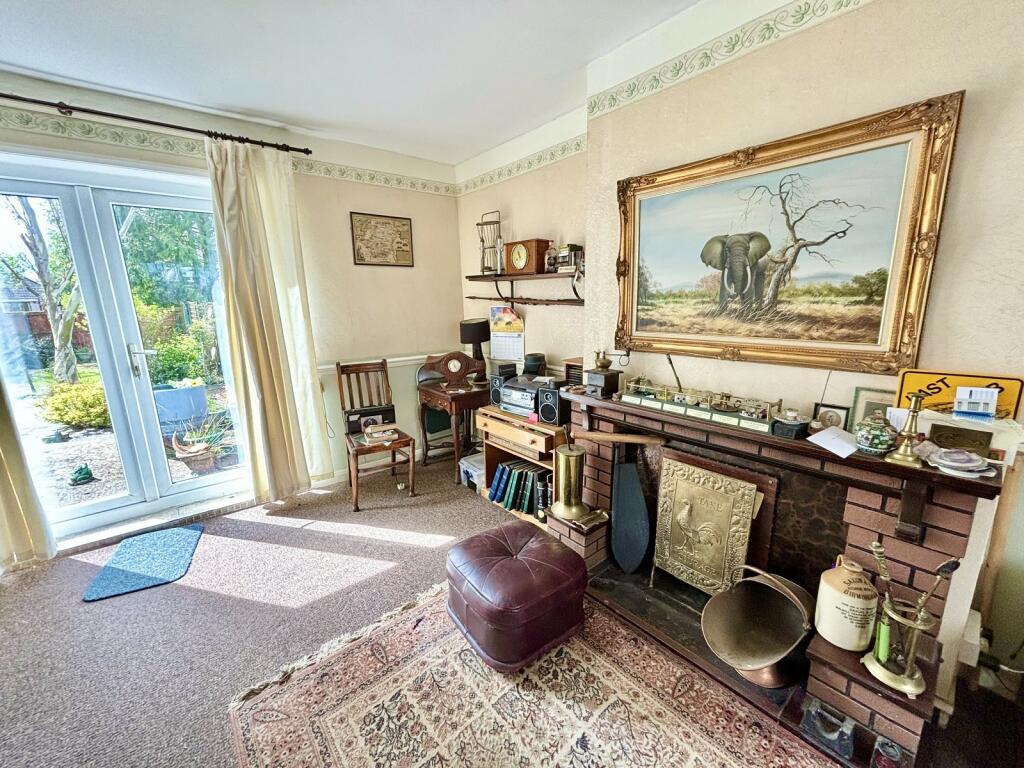 Living/Dining Room