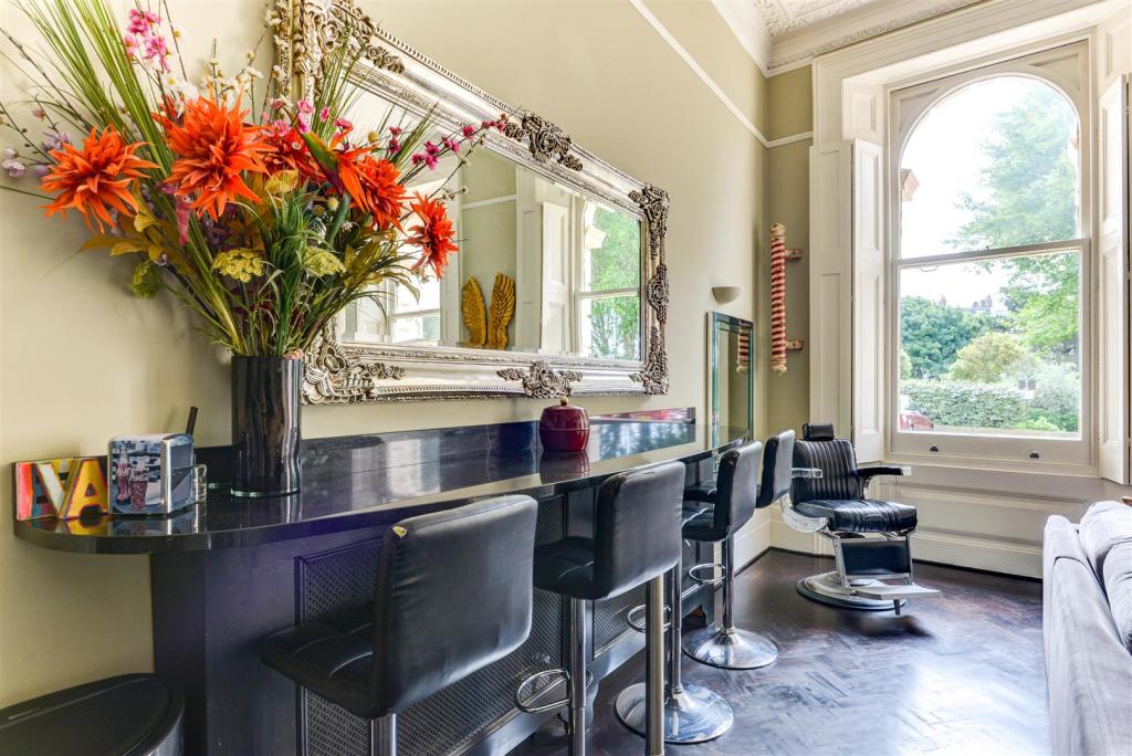 Breakfast bar