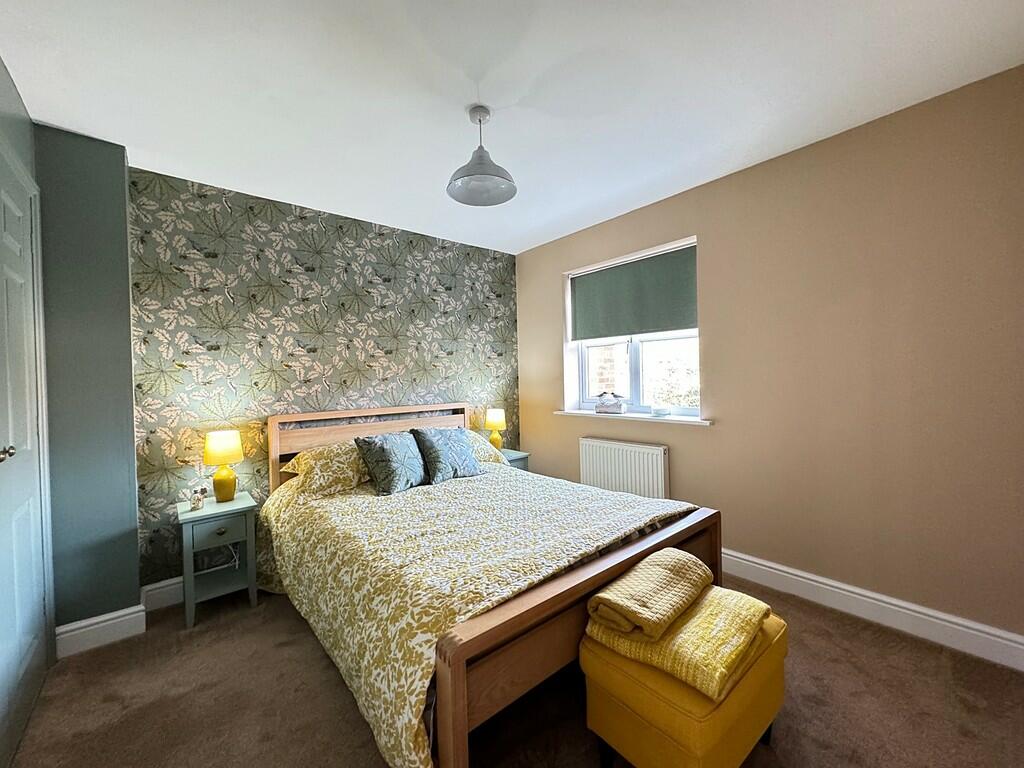 Double Bedroom Tw...