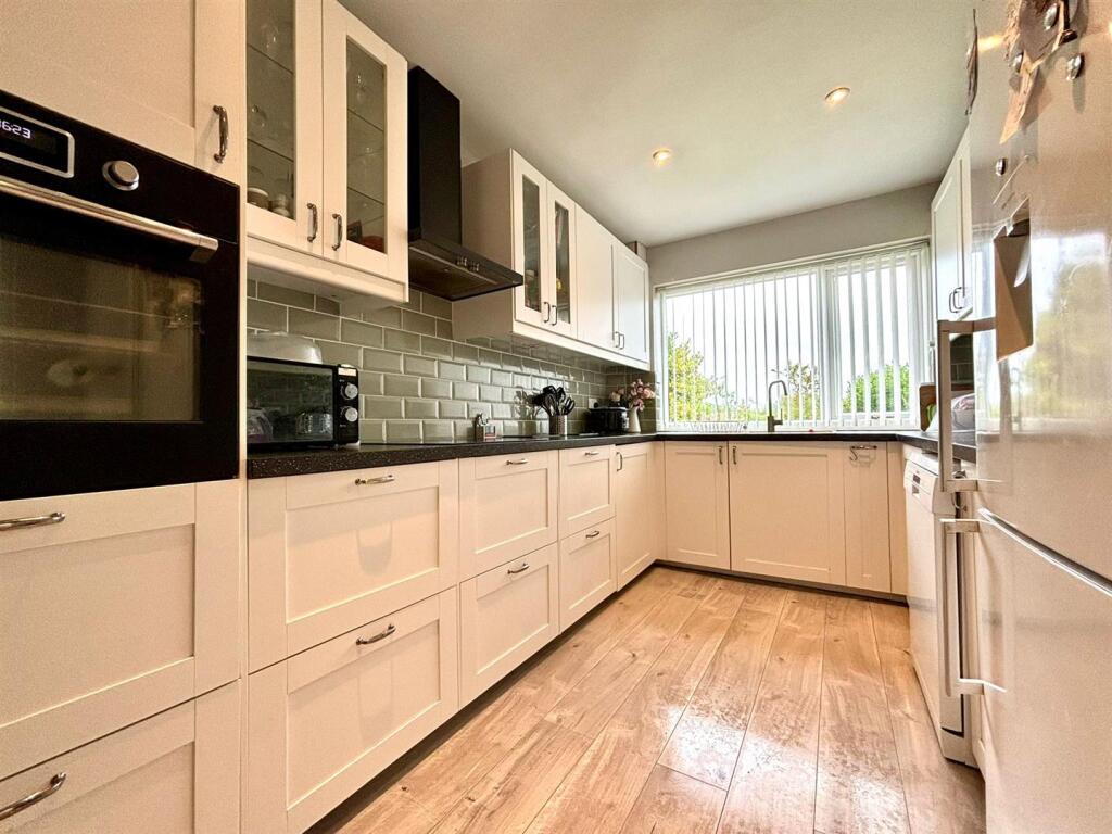 WhatsApp Image 2024-08-12 at 14.59.52 (4).jpeg