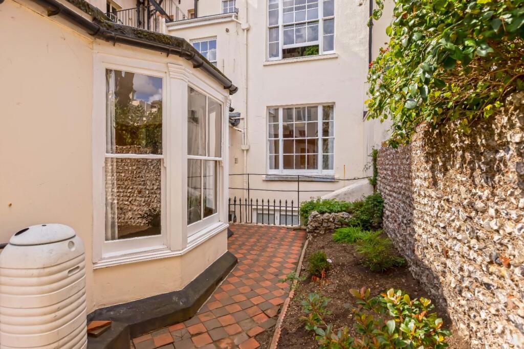 Sillwood Place_12.jpg