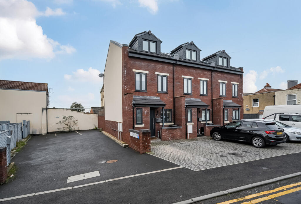 1373855-4-69023b0...