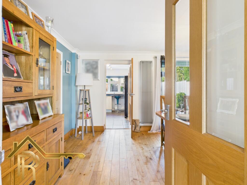 CAM03016G0-PR0046-STILL005