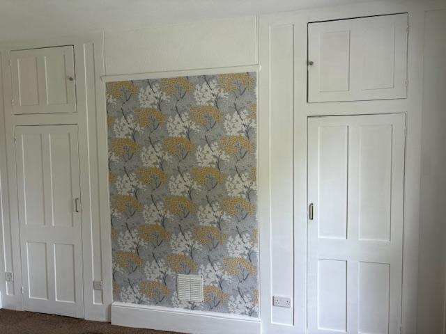 flat 6 living room 2.jpg