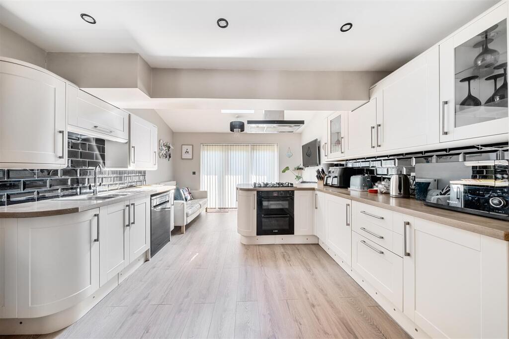118 Woodside, Ashby de la Zouch