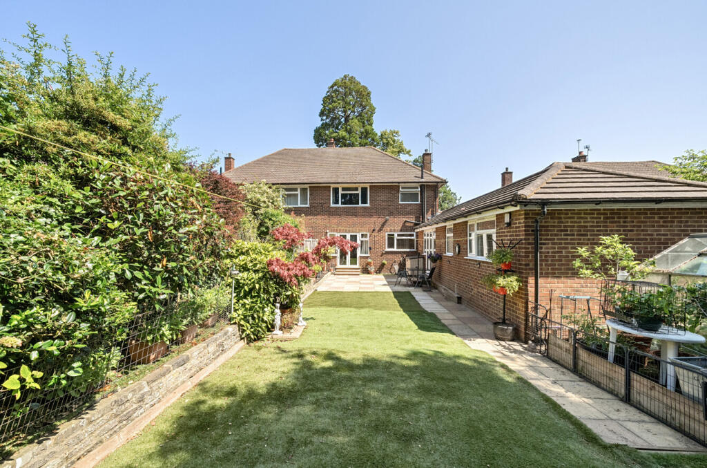 1312919-3-6853eb7...