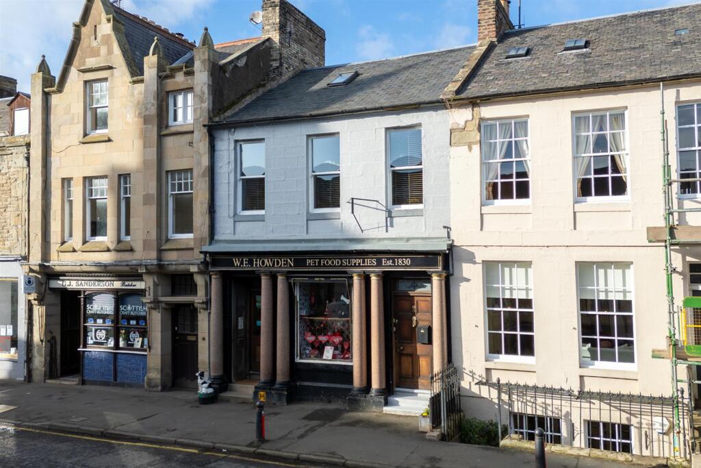 61 High Street Coldstream-02.jpg