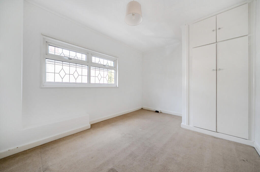 bedroom2