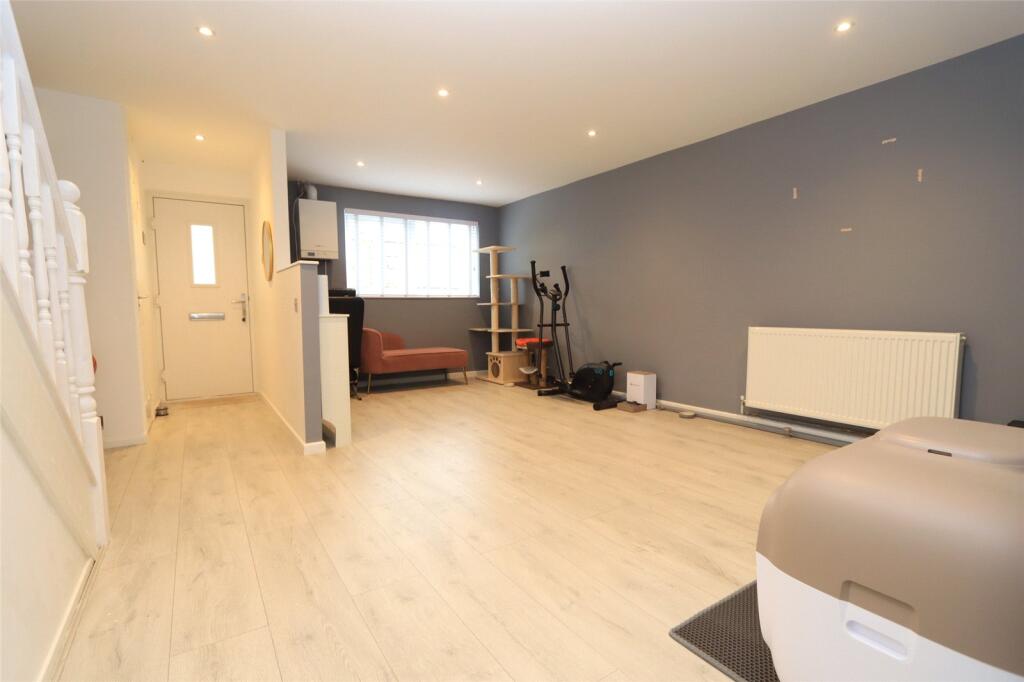 Front Lounge