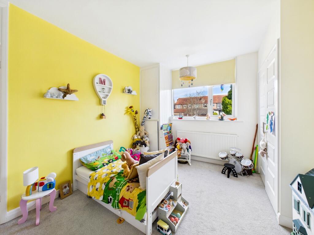 CAM05192G0-PR0043-STILL012