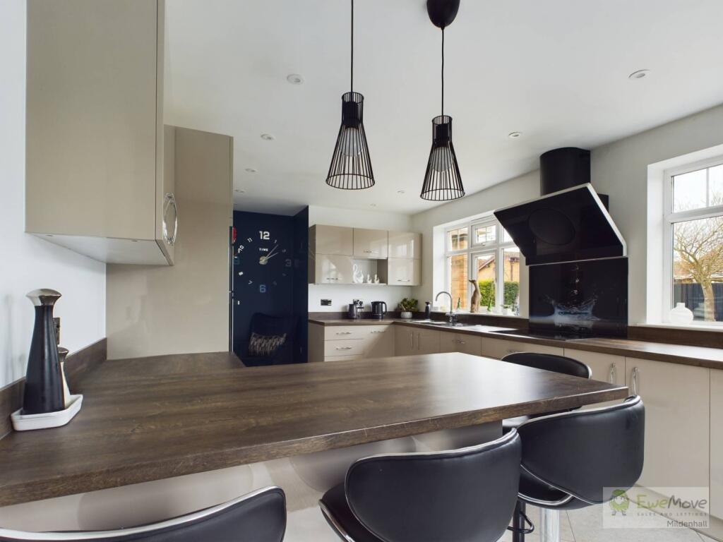 Kitchen 2