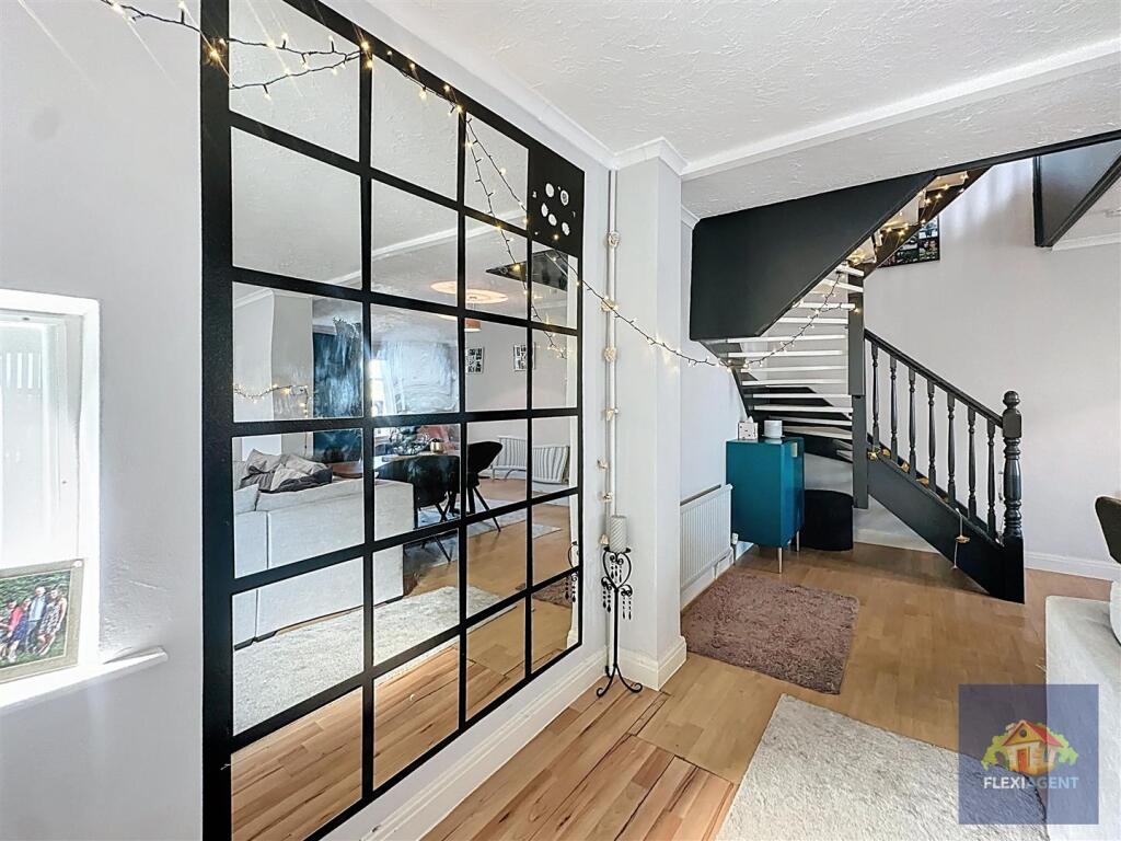 Living/Dining Room
