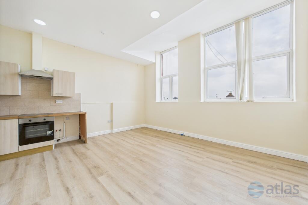 Living/Kitchen
