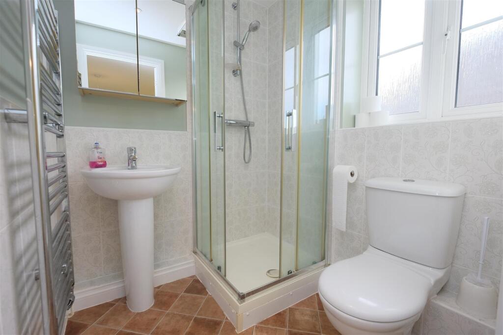 12 Valerian Close, Shirehampton, Bristol BS11 9UE 