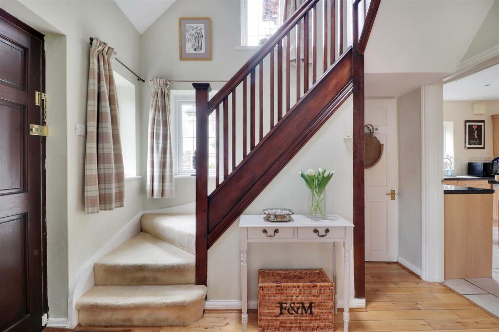 Entrance Hall.jpg