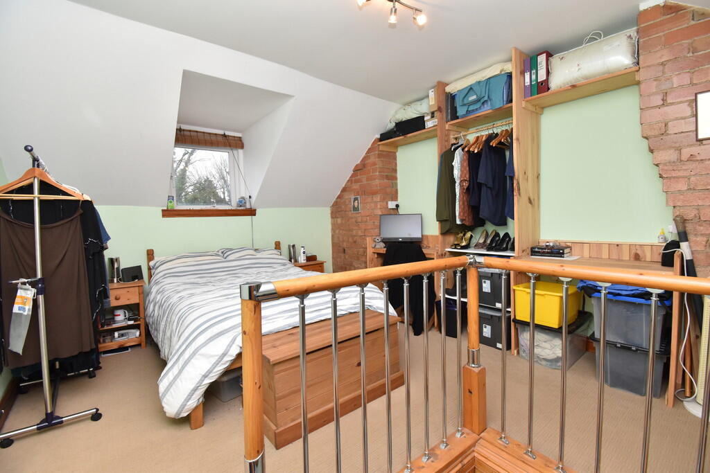 Loft Room / Bedro...