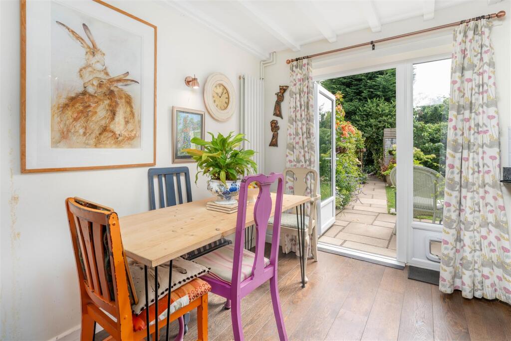 6 Rose Hall Lane, Middleton Cheney-9.jpg