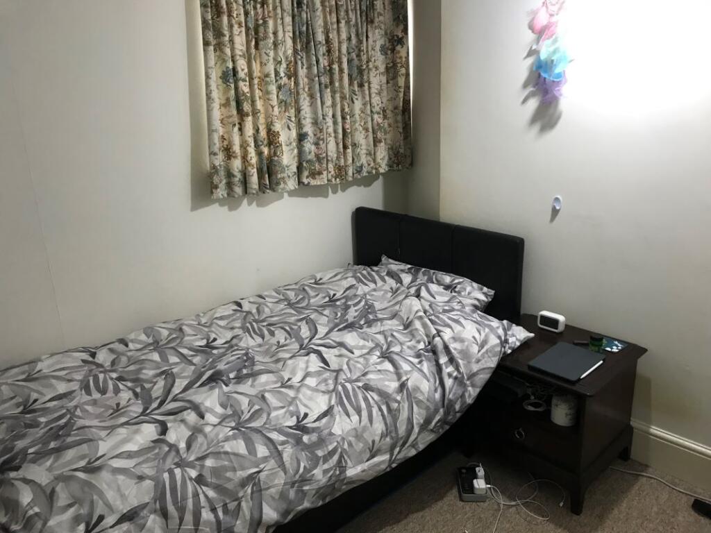 Flat 1