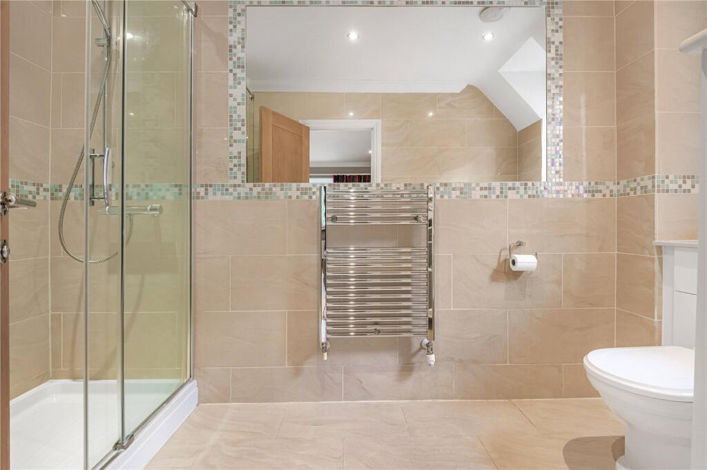 En Suite Shower