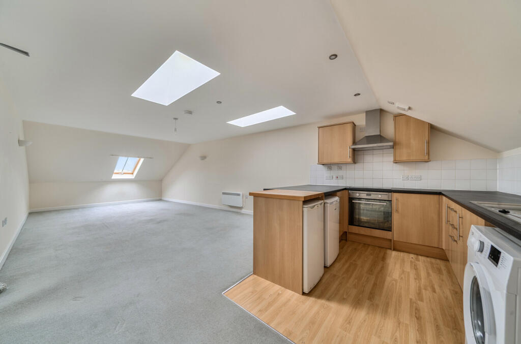 1365543-11-68ee2c...