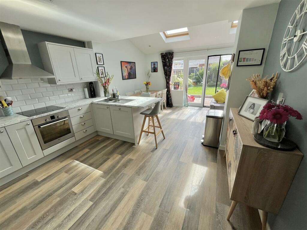 Living Dining Kitchen Aspect 3