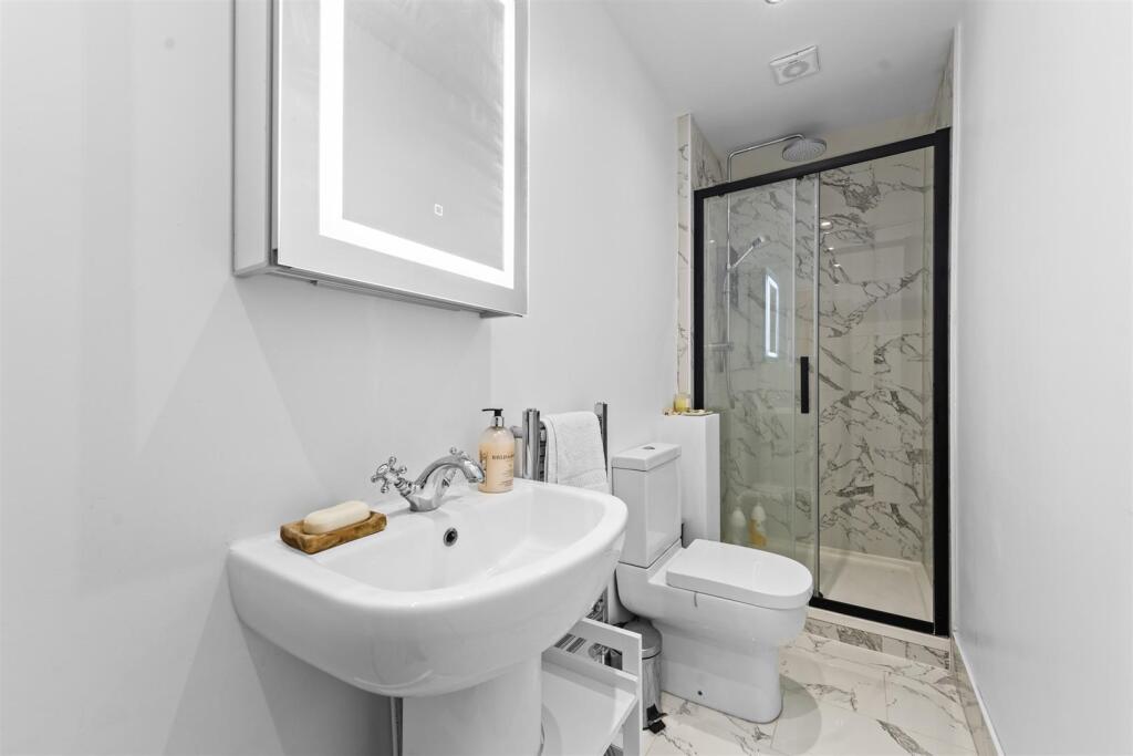 74KingsthorpeGroveWeb53.jpg