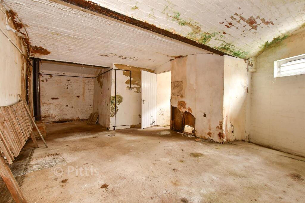 Room 1